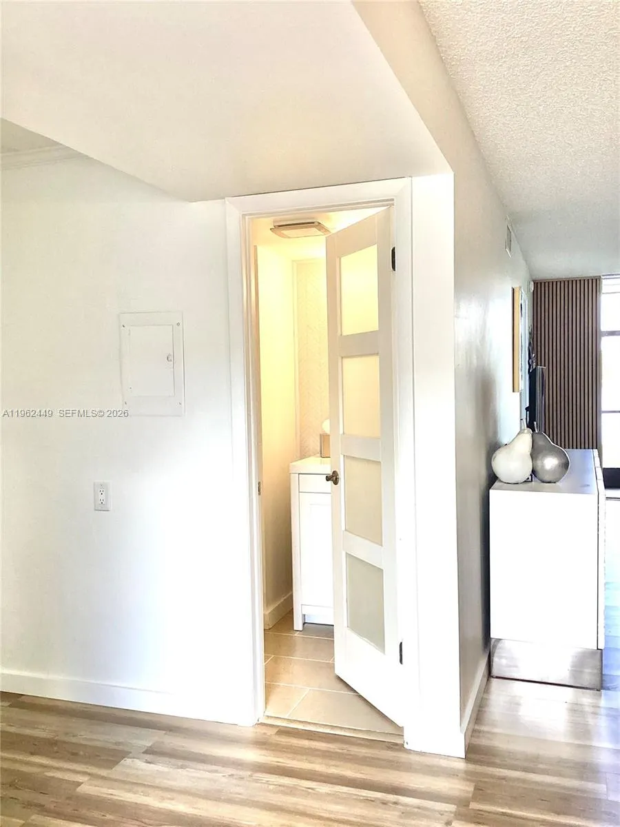 9423 S Hollybrook Lake Dr 106, Pembroke Pines, Flo, Pembroke Pines, Florida 33025, 1 Bedroom Bedrooms, ,1 BathroomBathrooms,Residential,For Sale,9423 S Hollybrook Lake Dr 106, Pembroke Pines, Flo,A11962449