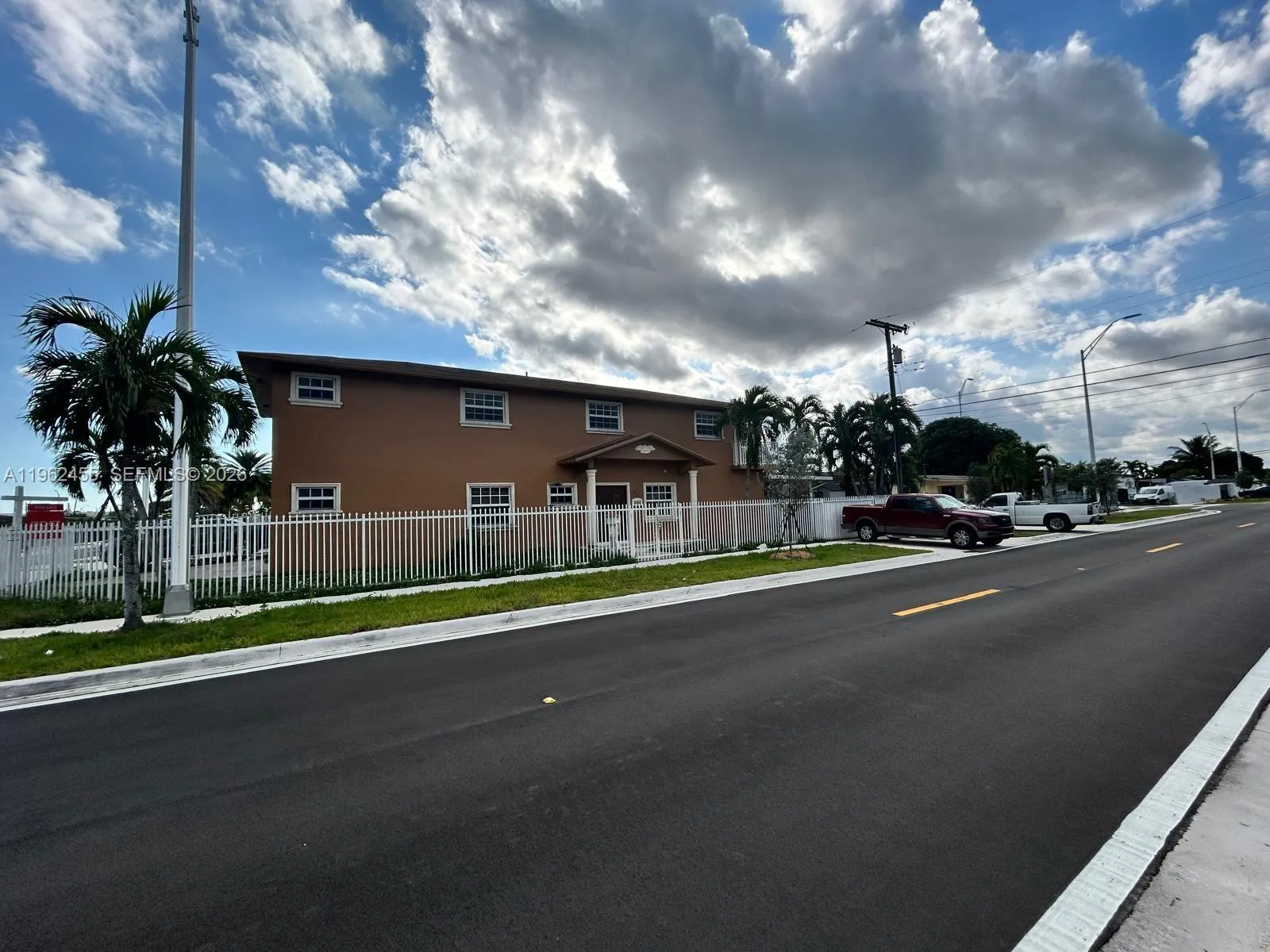 948 E 47th St 2nd Floor, Hialeah, Florida 33013, Hialeah, Florida 33013, 3 Bedrooms Bedrooms, ,2 BathroomsBathrooms,Residential Lease,For Rent,948 E 47th St 2nd Floor, Hialeah, Florida 33013,A11962455 948 E 47th St 2nd Floor, Hialeah, Florida 33013, Hialeah, Florida 33013, 3 Bedrooms Bedrooms, ,2 BathroomsBathrooms,Residential Lease,For Rent,948 E 47th St 2nd Floor, Hialeah, Florida 33013,A11962455