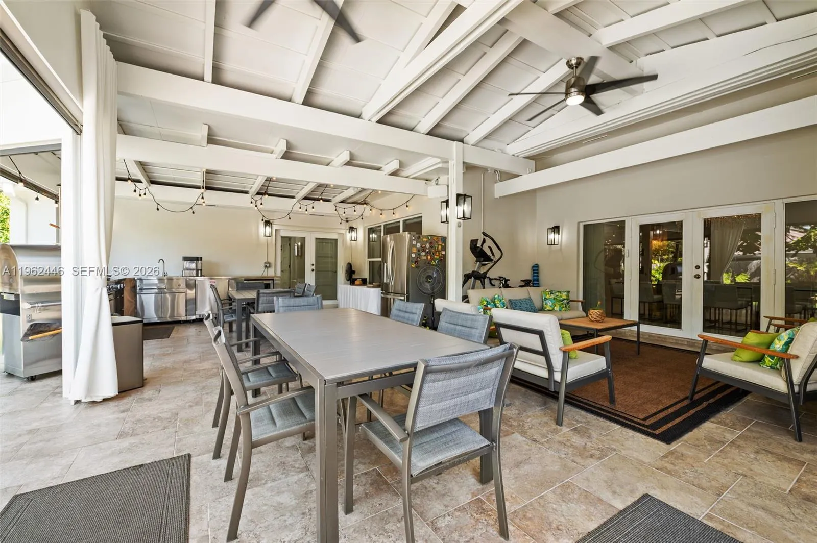 16140 Aberdeen Way, Miami Lakes, Florida 33014, Miami Lakes, Florida 33014, 3 Bedrooms Bedrooms, ,2 BathroomsBathrooms,Residential,For Sale,16140 Aberdeen Way, Miami Lakes, Florida 33014,A11962446