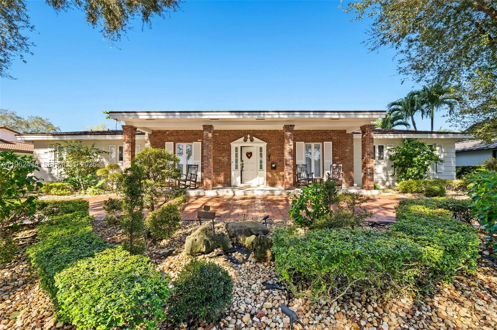 16140 Aberdeen Way, Miami Lakes, Florida 33014, Miami Lakes, Florida 33014, 3 Bedrooms Bedrooms, ,2 BathroomsBathrooms,Residential,For Sale,16140 Aberdeen Way, Miami Lakes, Florida 33014,A11962446