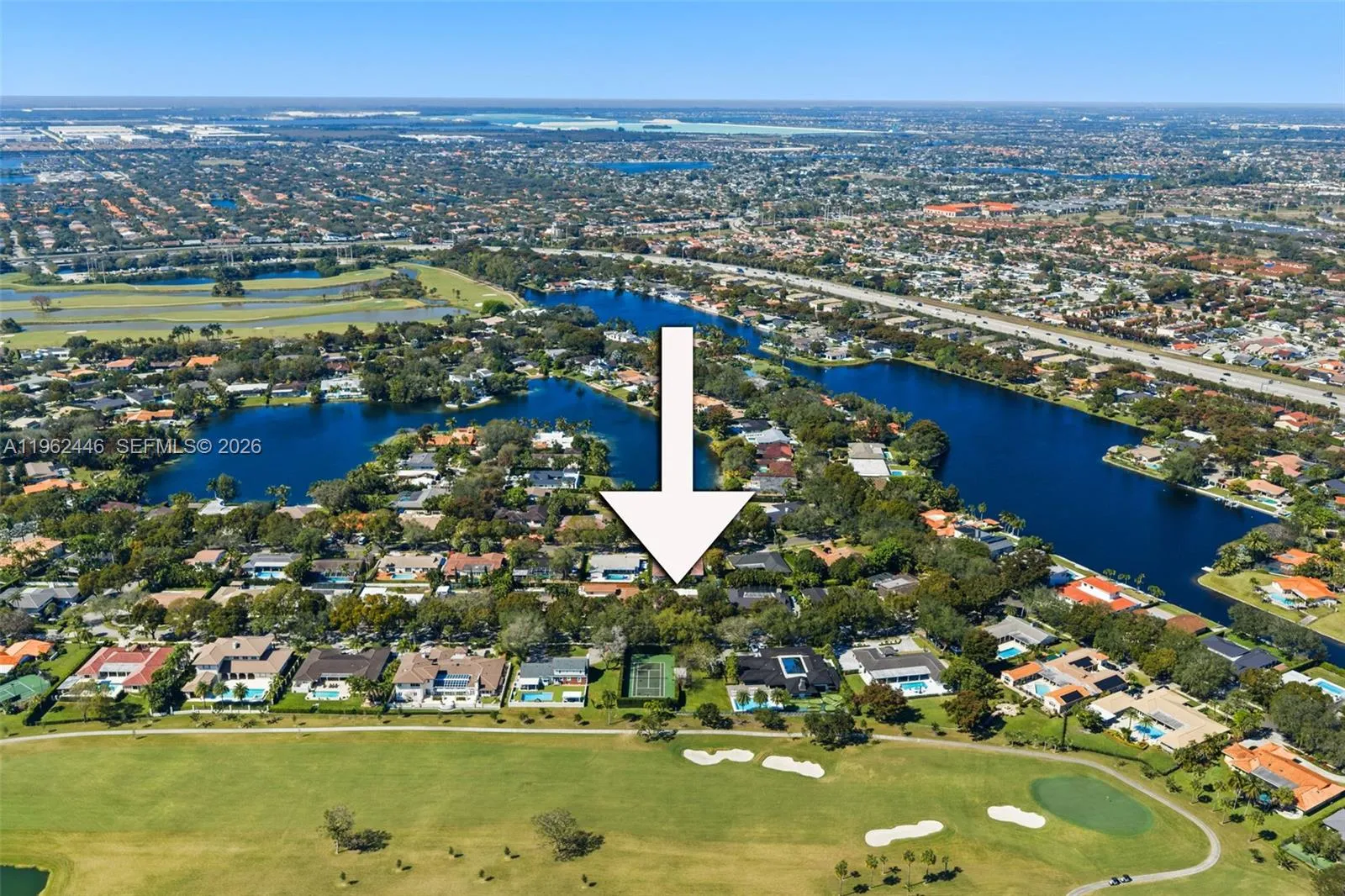 16140 Aberdeen Way, Miami Lakes, Florida 33014, Miami Lakes, Florida 33014, 3 Bedrooms Bedrooms, ,2 BathroomsBathrooms,Residential,For Sale,16140 Aberdeen Way, Miami Lakes, Florida 33014,A11962446