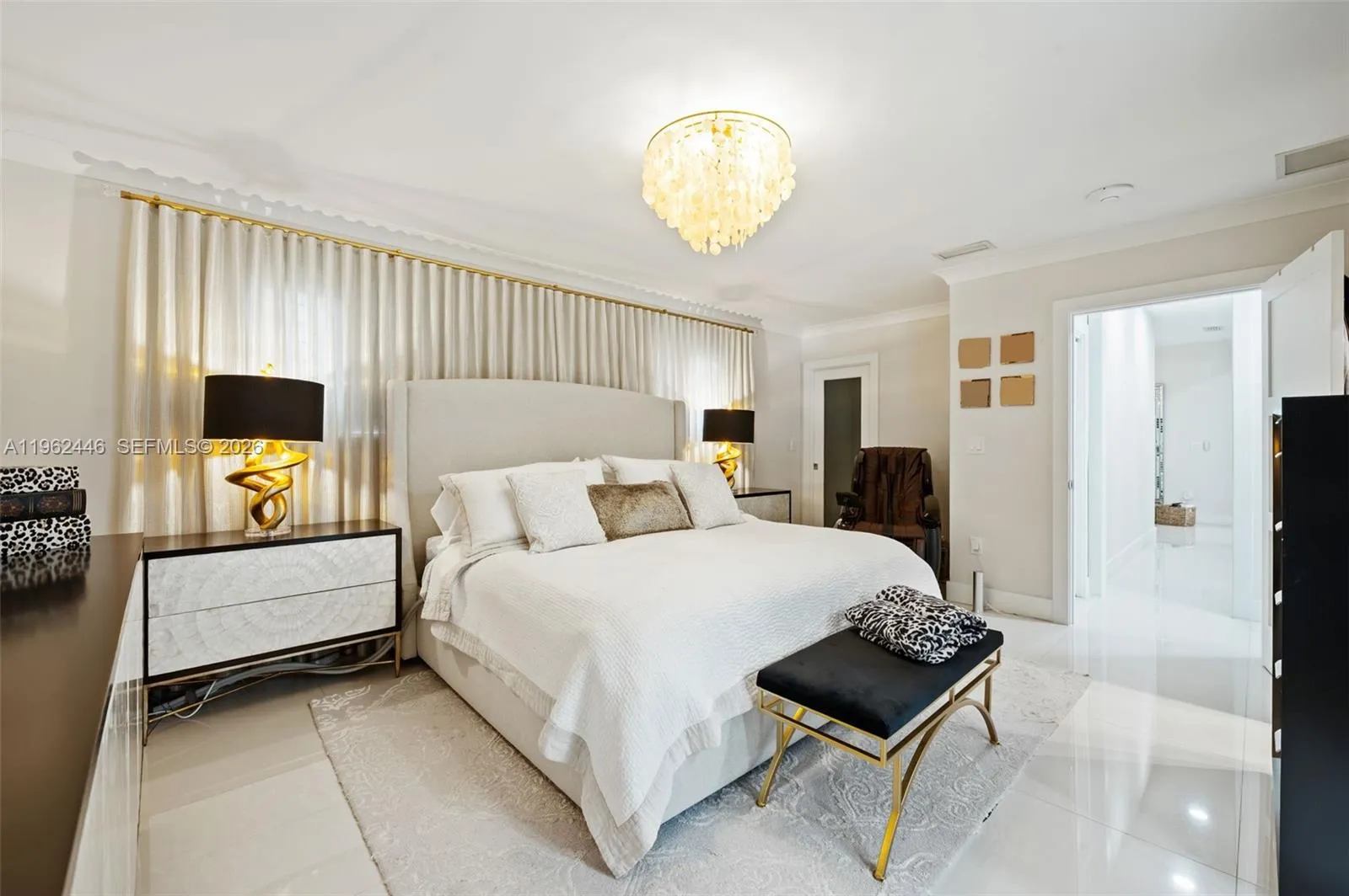 16140 Aberdeen Way, Miami Lakes, Florida 33014, Miami Lakes, Florida 33014, 3 Bedrooms Bedrooms, ,2 BathroomsBathrooms,Residential,For Sale,16140 Aberdeen Way, Miami Lakes, Florida 33014,A11962446