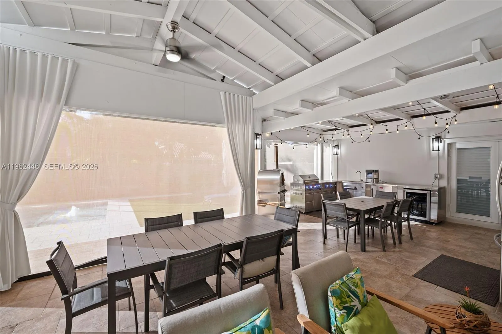 16140 Aberdeen Way, Miami Lakes, Florida 33014, Miami Lakes, Florida 33014, 3 Bedrooms Bedrooms, ,2 BathroomsBathrooms,Residential,For Sale,16140 Aberdeen Way, Miami Lakes, Florida 33014,A11962446