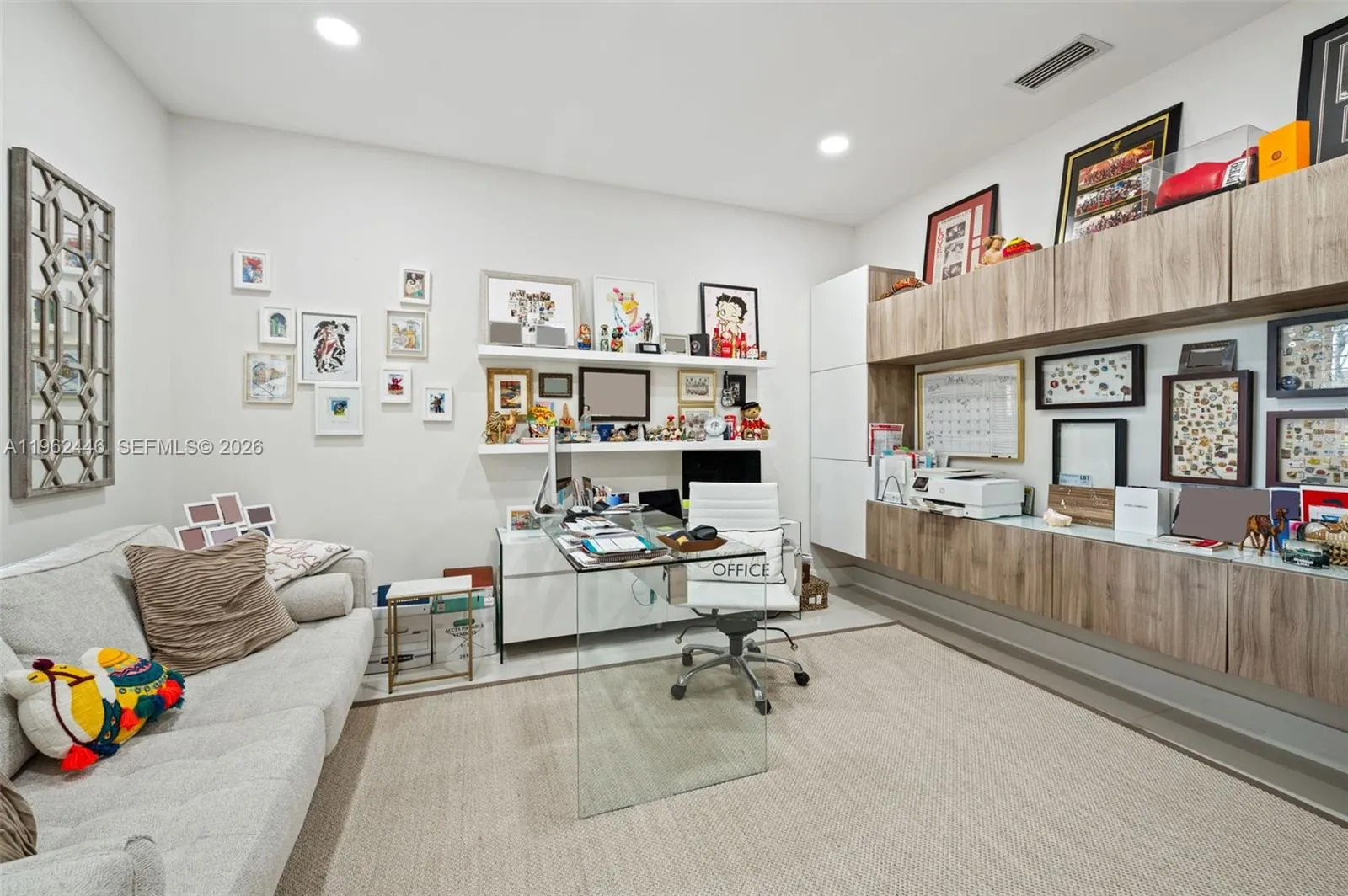 16140 Aberdeen Way, Miami Lakes, Florida 33014, Miami Lakes, Florida 33014, 3 Bedrooms Bedrooms, ,2 BathroomsBathrooms,Residential,For Sale,16140 Aberdeen Way, Miami Lakes, Florida 33014,A11962446