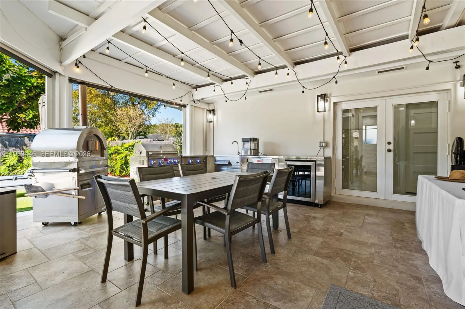 16140 Aberdeen Way, Miami Lakes, Florida 33014, Miami Lakes, Florida 33014, 3 Bedrooms Bedrooms, ,2 BathroomsBathrooms,Residential,For Sale,16140 Aberdeen Way, Miami Lakes, Florida 33014,A11962446