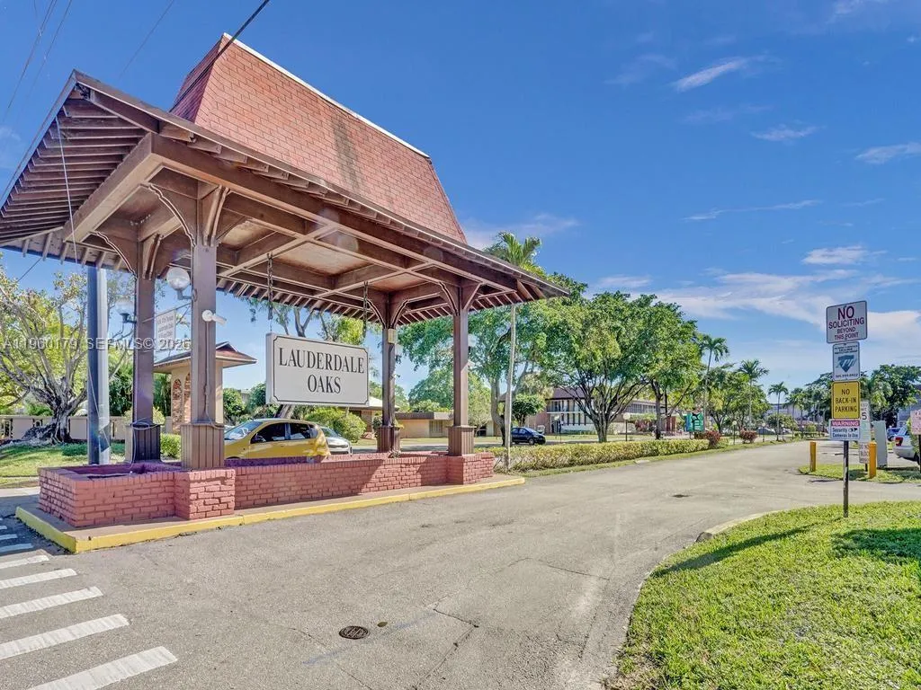 2900 Nw 47th Ter 405b, Lauderdale Lakes, Florida 3, Lauderdale Lakes, Florida 33313, 1 Bedroom Bedrooms, ,1 BathroomBathrooms,Residential,For Sale,2900 Nw 47th Ter 405b, Lauderdale Lakes, Florida 3,A11960179