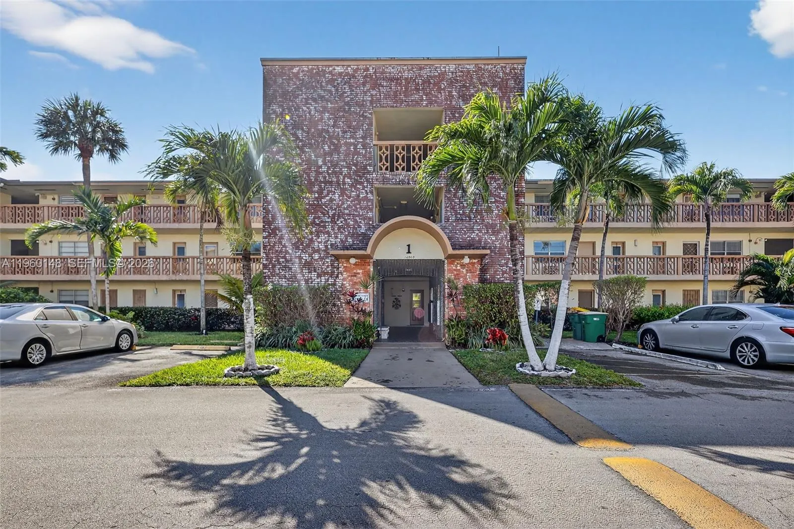 16900 Ne 14th Ave 302, Miami, Florida 33162, Miami, Florida 33162, 1 Bedroom Bedrooms, ,1 BathroomBathrooms,Residential,For Sale,16900 Ne 14th Ave 302, Miami, Florida 33162,A11960148