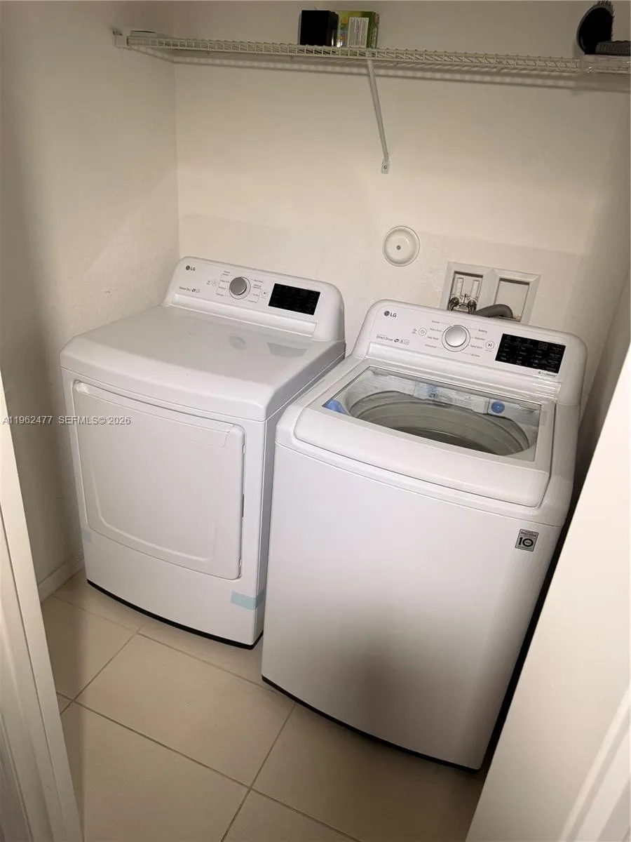 1040 Nw 33rd Ct 1040, Pompano Beach, Florida 33064, Pompano Beach, Florida 33064, 3 Bedrooms Bedrooms, ,2 BathroomsBathrooms,Residential Lease,For Rent,1040 Nw 33rd Ct 1040, Pompano Beach, Florida 33064,A11962477