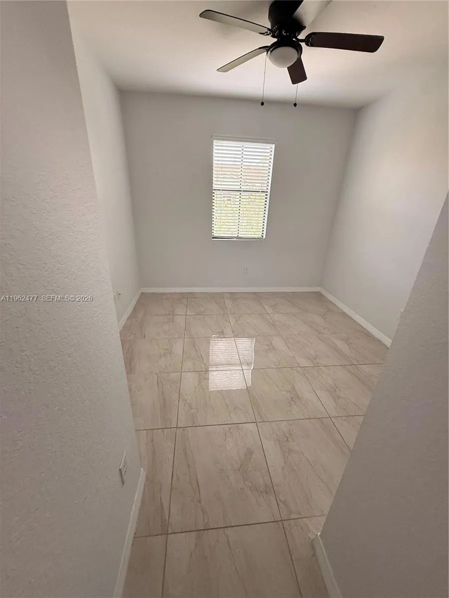1040 Nw 33rd Ct 1040, Pompano Beach, Florida 33064, Pompano Beach, Florida 33064, 3 Bedrooms Bedrooms, ,2 BathroomsBathrooms,Residential Lease,For Rent,1040 Nw 33rd Ct 1040, Pompano Beach, Florida 33064,A11962477