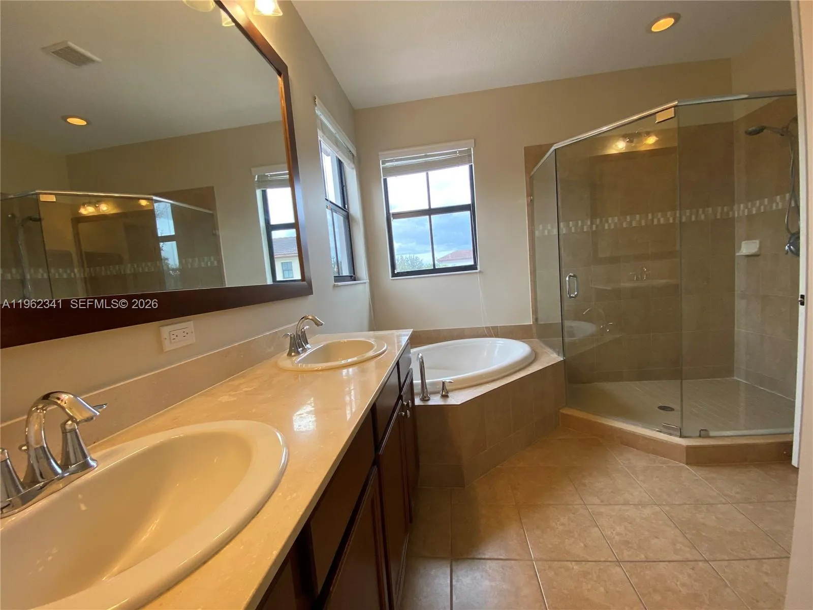 8353 Nw 38th St, Cooper City, Florida 33024, Cooper City, Florida 33024, 4 Bedrooms Bedrooms, ,2 BathroomsBathrooms,Residential Lease,For Rent,8353 Nw 38th St, Cooper City, Florida 33024,A11962341