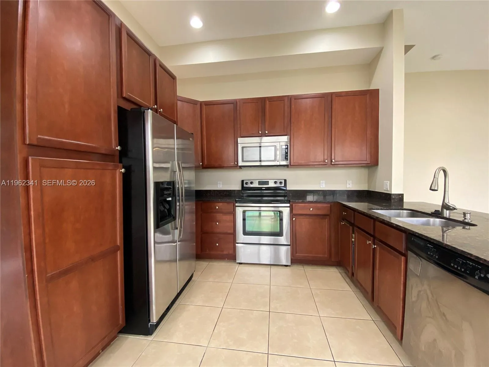 8353 Nw 38th St, Cooper City, Florida 33024, Cooper City, Florida 33024, 4 Bedrooms Bedrooms, ,2 BathroomsBathrooms,Residential Lease,For Rent,8353 Nw 38th St, Cooper City, Florida 33024,A11962341