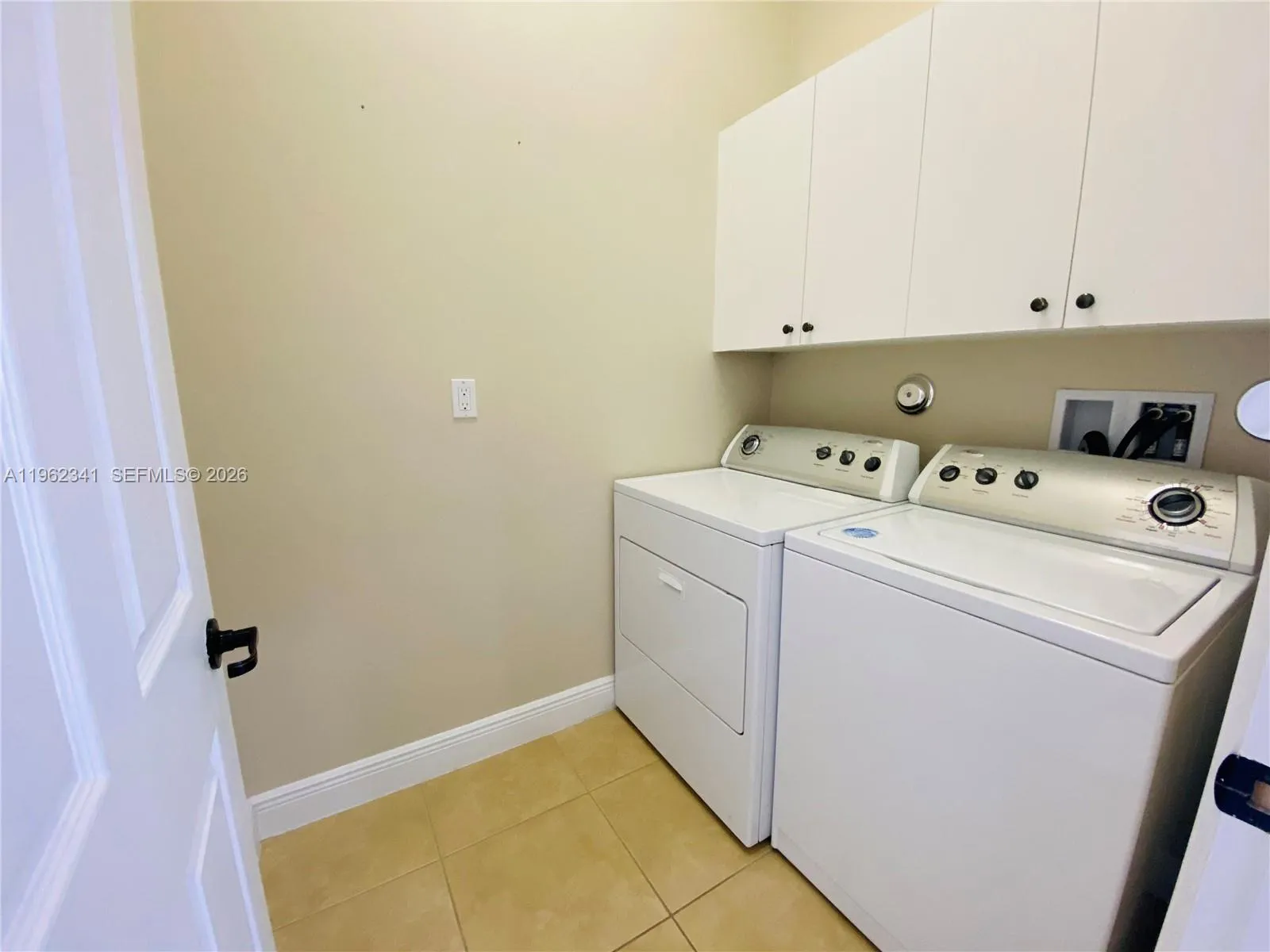 8353 Nw 38th St, Cooper City, Florida 33024, Cooper City, Florida 33024, 4 Bedrooms Bedrooms, ,2 BathroomsBathrooms,Residential Lease,For Rent,8353 Nw 38th St, Cooper City, Florida 33024,A11962341