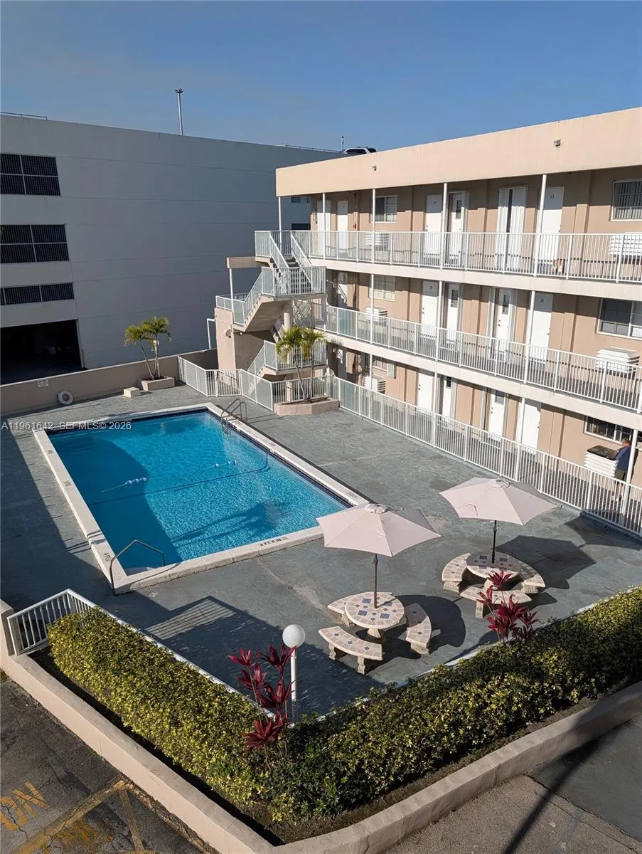 6580 Santona St A34, Coral Gables, Florida 33146, Coral Gables, Florida 33146, ,1 BathroomBathrooms,Residential Lease,For Rent,6580 Santona St A34, Coral Gables, Florida 33146,A11961642