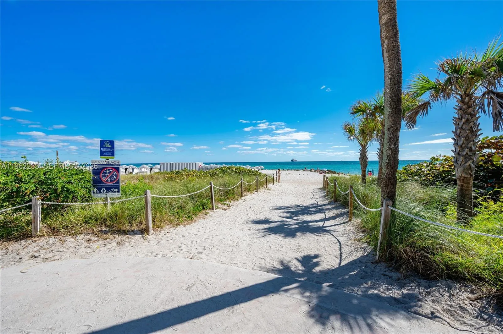 2899 Collins Ave 1505, Miami Beach, Florida 33140, Miami Beach, Florida 33140, 1 Bedroom Bedrooms, ,1 BathroomBathrooms,Residential,For Sale,2899 Collins Ave 1505, Miami Beach, Florida 33140,A11962233