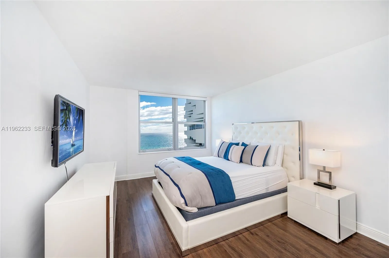 2899 Collins Ave 1505, Miami Beach, Florida 33140, Miami Beach, Florida 33140, 1 Bedroom Bedrooms, ,1 BathroomBathrooms,Residential,For Sale,2899 Collins Ave 1505, Miami Beach, Florida 33140,A11962233