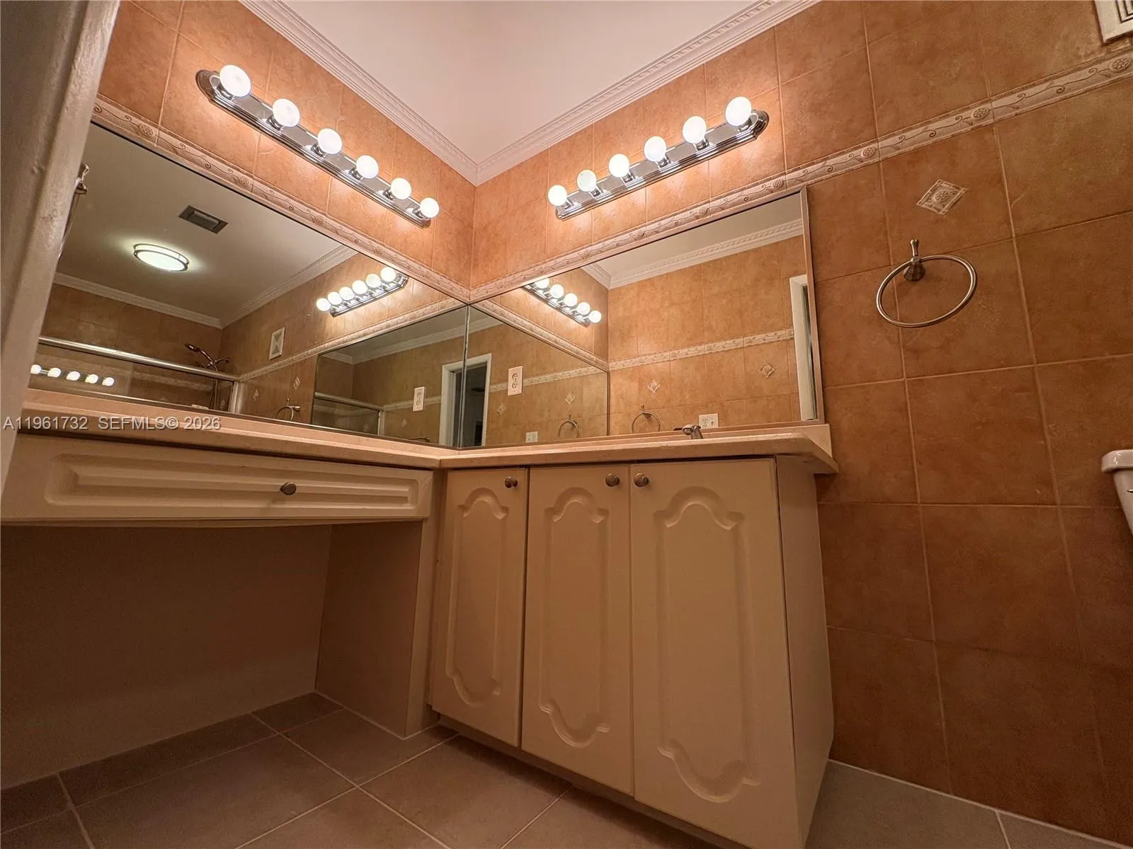 3855 Estepona Ave 10-d-1, Doral, Florida 33178, Doral, Florida 33178, 2 Bedrooms Bedrooms, ,2 BathroomsBathrooms,Residential Lease,For Rent,3855 Estepona Ave 10-d-1, Doral, Florida 33178,A11961732