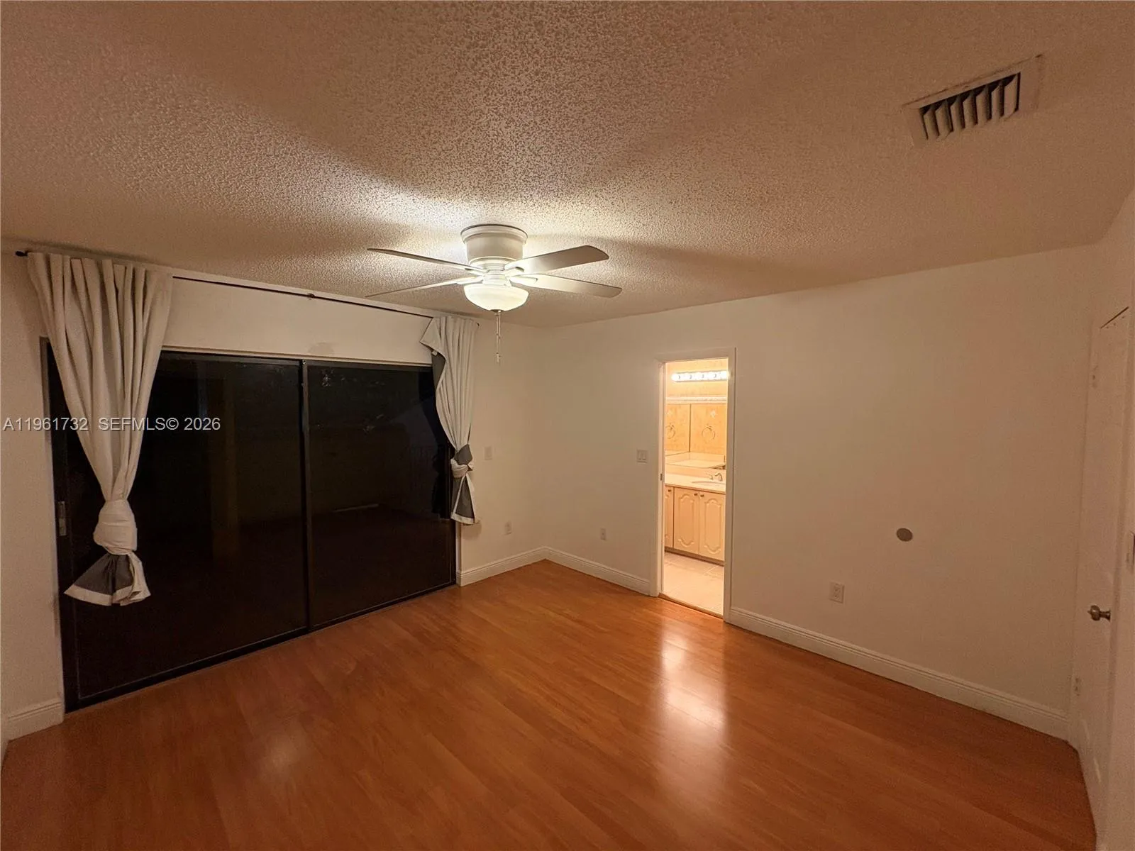 3855 Estepona Ave 10-d-1, Doral, Florida 33178, Doral, Florida 33178, 2 Bedrooms Bedrooms, ,2 BathroomsBathrooms,Residential Lease,For Rent,3855 Estepona Ave 10-d-1, Doral, Florida 33178,A11961732