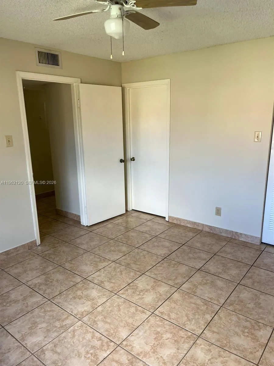 10650 Sw 157th Ct 205, Miami, Florida 33196, Miami, Florida 33196, 2 Bedrooms Bedrooms, ,1 BathroomBathrooms,Residential,For Sale,10650 Sw 157th Ct 205, Miami, Florida 33196,A11962120