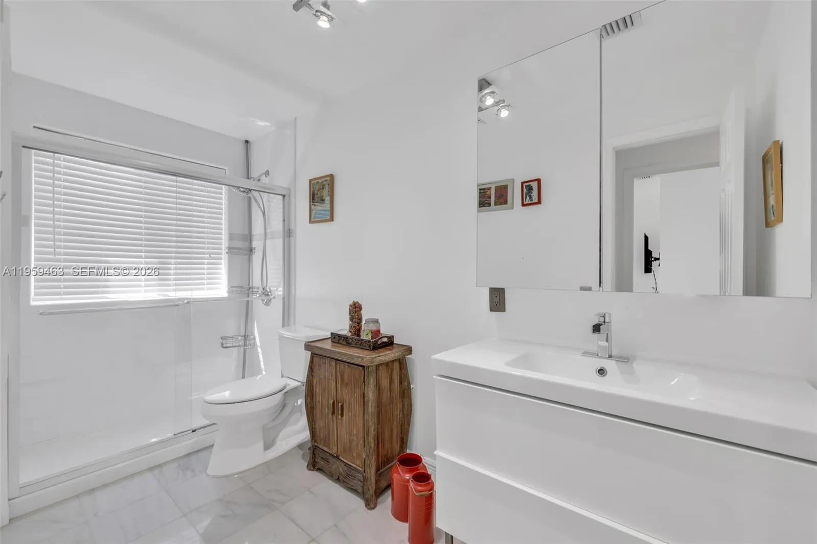 636 Vista Meadows Dr, Weston, Florida 33327, Weston, Florida 33327, 5 Bedrooms Bedrooms, ,3 BathroomsBathrooms,Residential,For Sale,636 Vista Meadows Dr, Weston, Florida 33327,A11959463