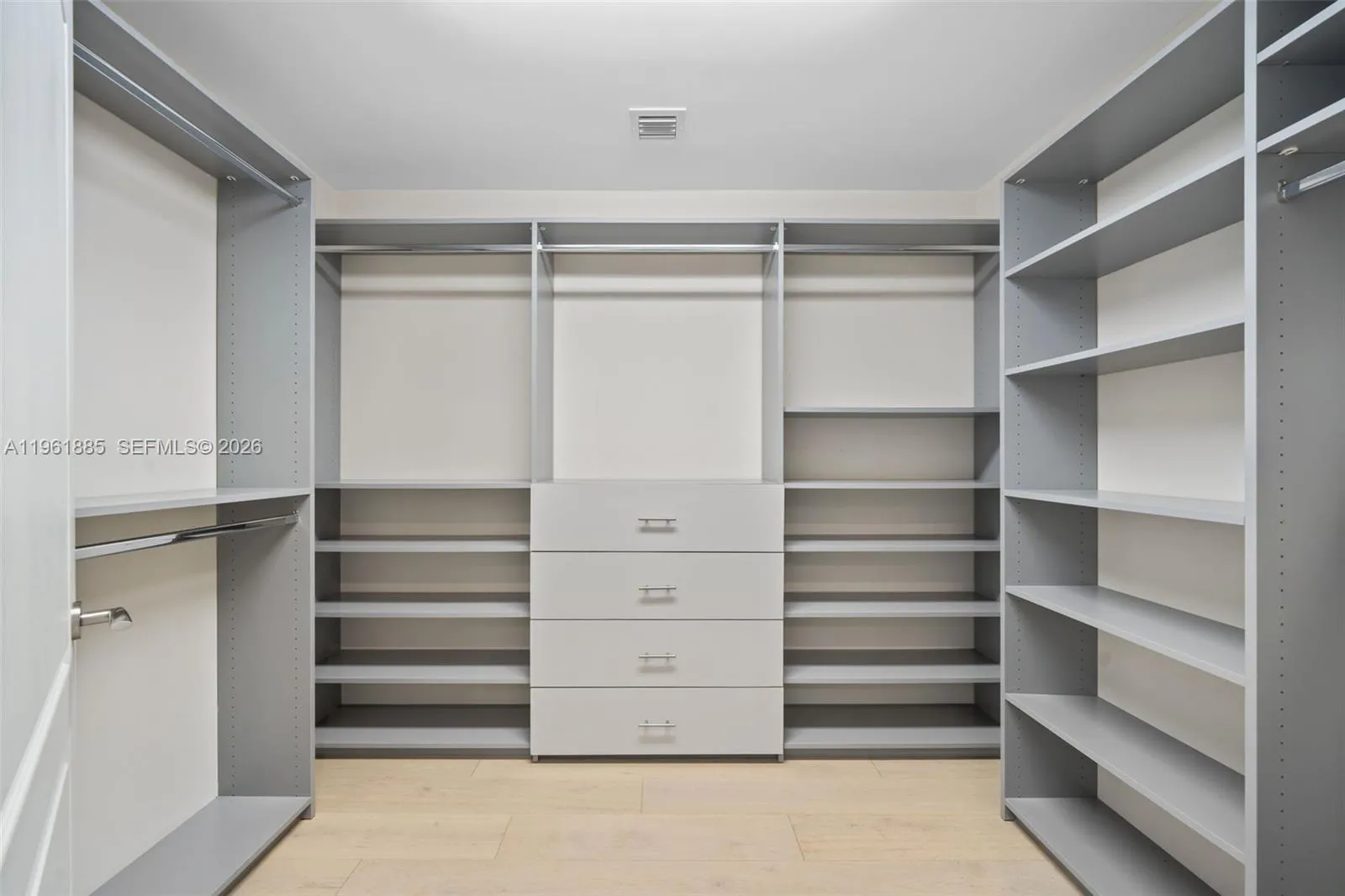 3415 N Ocean Dr 204, Hollywood, Florida 33019, Hollywood, Florida 33019, 3 Bedrooms Bedrooms, ,3 BathroomsBathrooms,Residential,For Sale,3415 N Ocean Dr 204, Hollywood, Florida 33019,A11961885