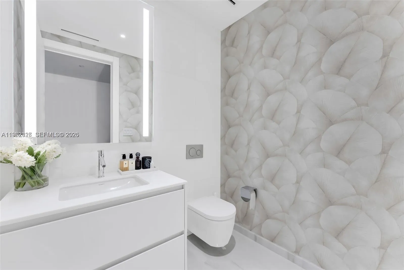 300 N Biscayne Boulevard Way 4104c, Miami, Florida, Miami, Florida 33131, 4 Bedrooms Bedrooms, ,5 BathroomsBathrooms,Residential,For Sale,300 N Biscayne Boulevard Way 4104c, Miami, Florida,A11962326