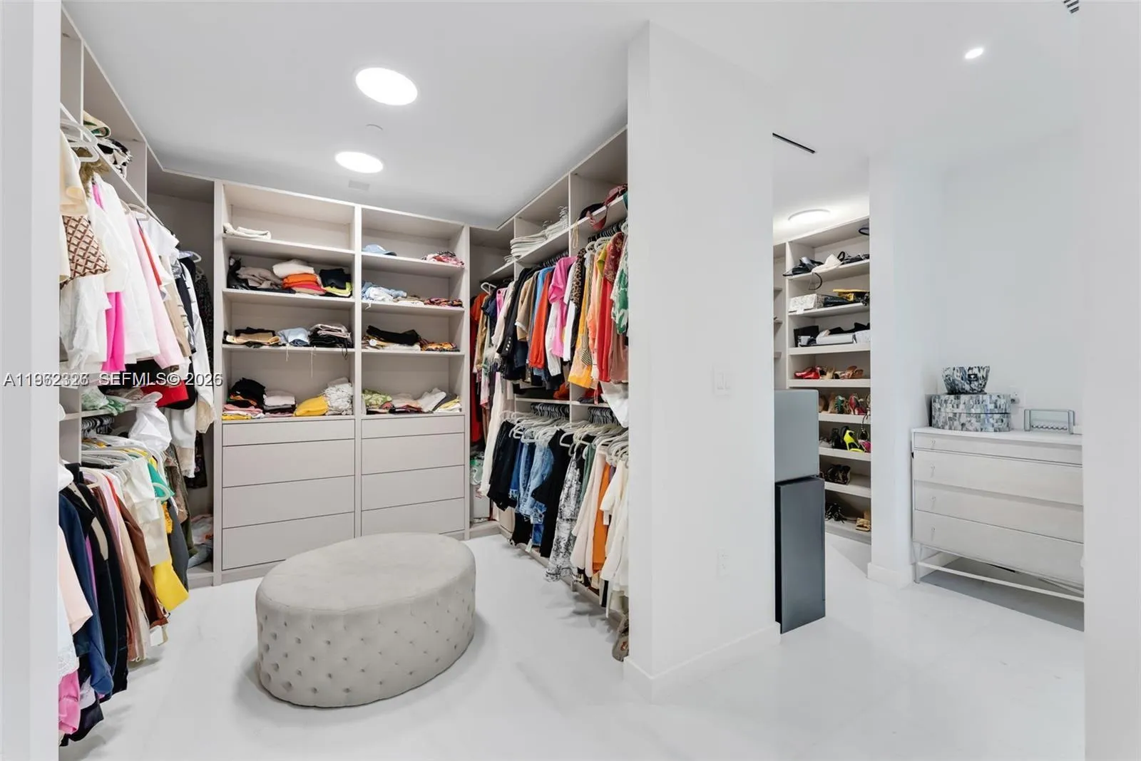 300 N Biscayne Boulevard Way 4104c, Miami, Florida, Miami, Florida 33131, 4 Bedrooms Bedrooms, ,5 BathroomsBathrooms,Residential,For Sale,300 N Biscayne Boulevard Way 4104c, Miami, Florida,A11962326