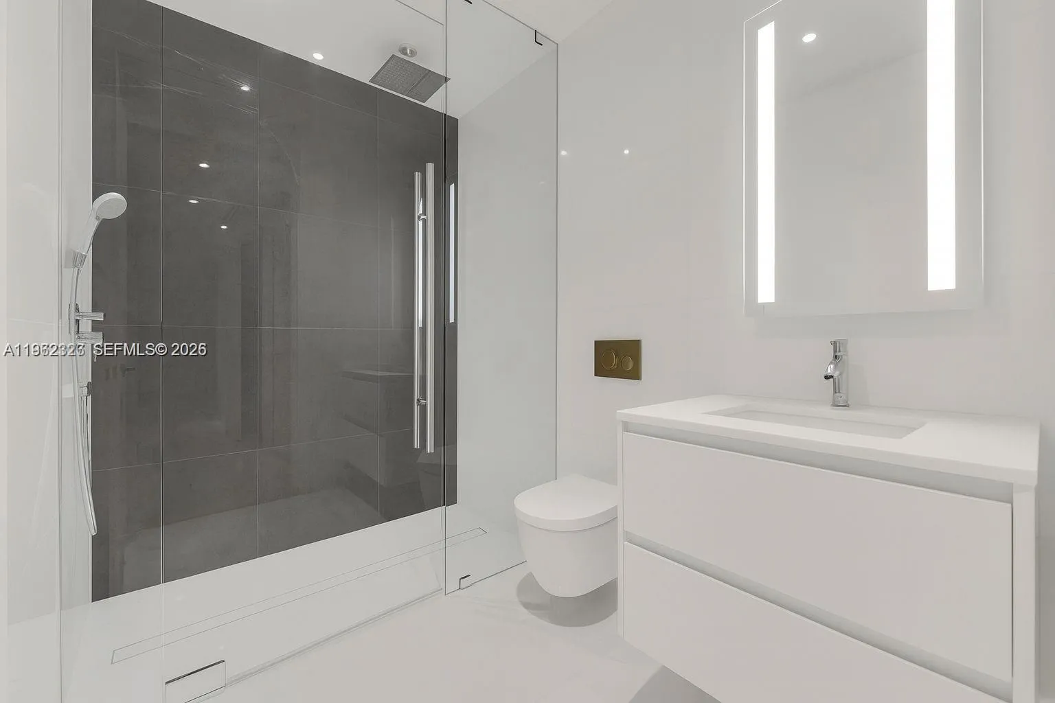 300 N Biscayne Boulevard Way 4104c, Miami, Florida, Miami, Florida 33131, 4 Bedrooms Bedrooms, ,5 BathroomsBathrooms,Residential,For Sale,300 N Biscayne Boulevard Way 4104c, Miami, Florida,A11962326