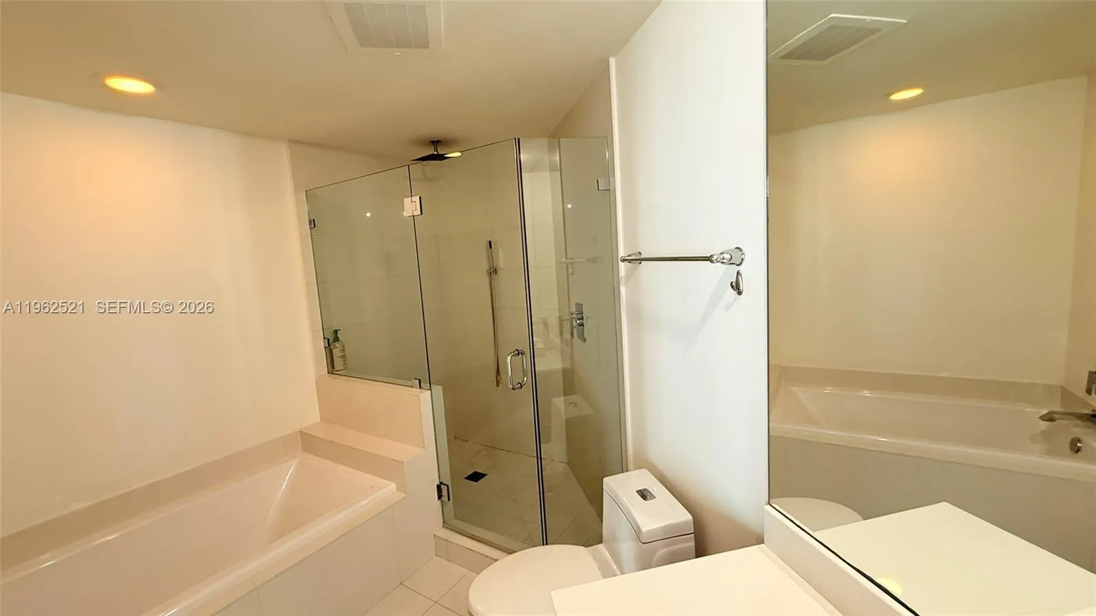 1100 S Miami Ave 1710, Miami, Florida 33130, Miami, Florida 33130, 2 Bedrooms Bedrooms, ,2 BathroomsBathrooms,Residential Lease,For Rent,1100 S Miami Ave 1710, Miami, Florida 33130,A11962521