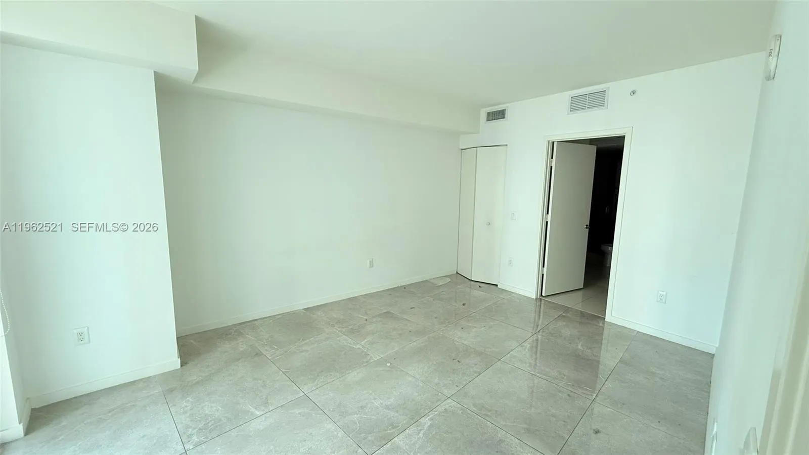 1100 S Miami Ave 1710, Miami, Florida 33130, Miami, Florida 33130, 2 Bedrooms Bedrooms, ,2 BathroomsBathrooms,Residential Lease,For Rent,1100 S Miami Ave 1710, Miami, Florida 33130,A11962521