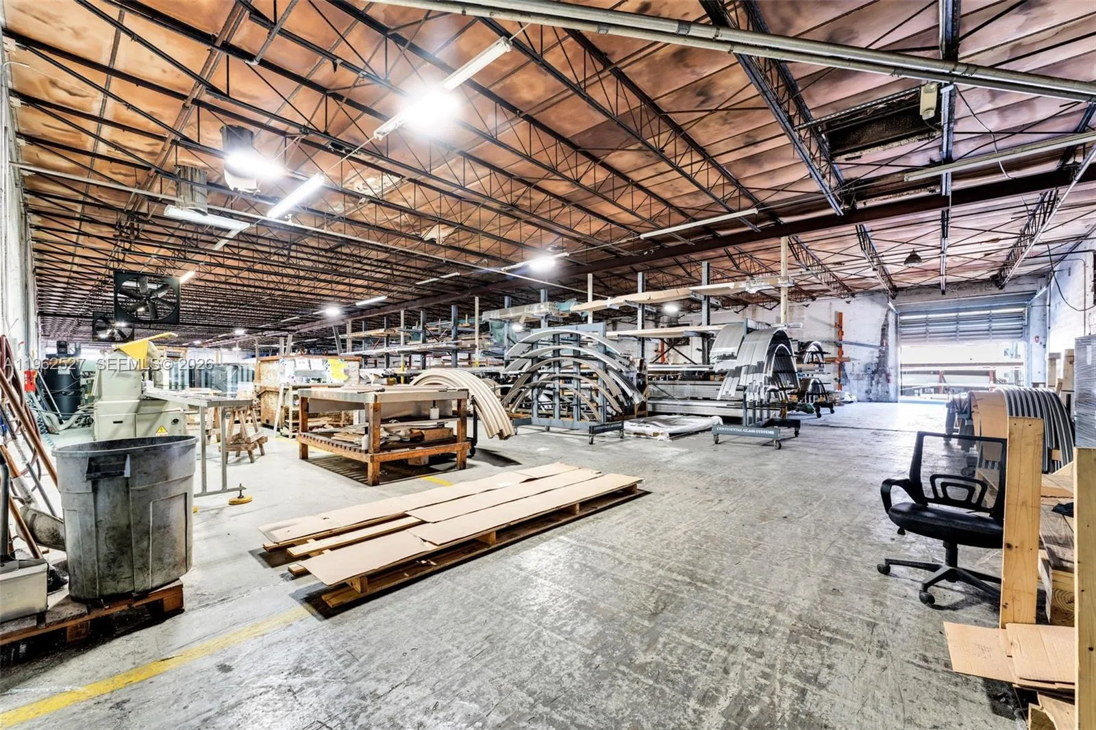 315 W 75th Pl, Hialeah, Florida 33014, Hialeah, Florida 33014, ,Commercial Lease,For Rent,315 W 75th Pl, Hialeah, Florida 33014,A11962527