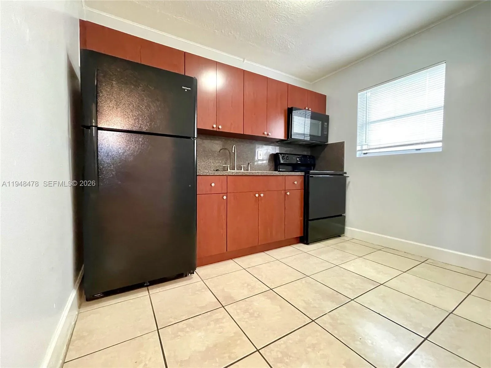 822 N 20th Ave, Hollywood, Florida 33020, Hollywood, Florida 33020, ,Residential Income,For Sale,822 N 20th Ave, Hollywood, Florida 33020,A11948478