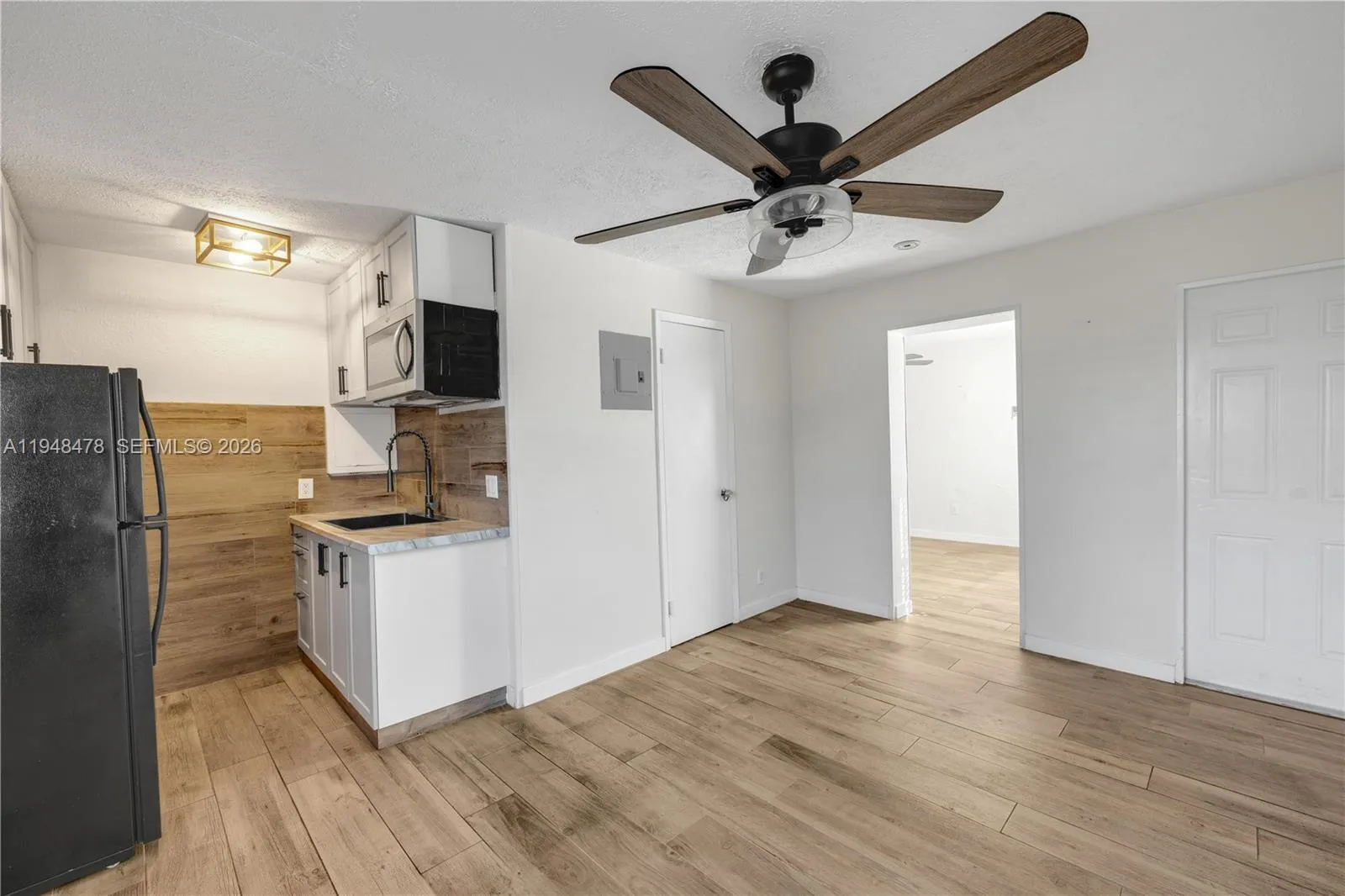 822 N 20th Ave, Hollywood, Florida 33020, Hollywood, Florida 33020, ,Residential Income,For Sale,822 N 20th Ave, Hollywood, Florida 33020,A11948478