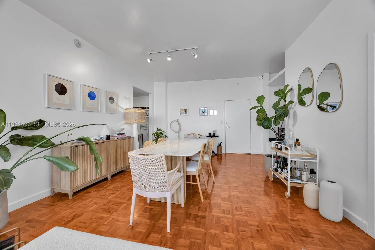 90 Edgewater Dr Ph25, Coral Gables, Florida 33133, Coral Gables, Florida 33133, 2 Bedrooms Bedrooms, ,2 BathroomsBathrooms,Residential,For Sale,90 Edgewater Dr Ph25, Coral Gables, Florida 33133,A11961433