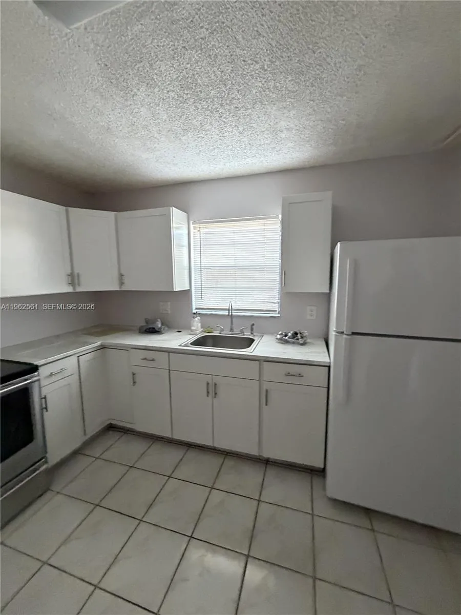 8936 Nw 21st St 7, Pembroke Pines, Florida 33024, Pembroke Pines, Florida 33024, 3 Bedrooms Bedrooms, ,2 BathroomsBathrooms,Residential Lease,For Rent,8936 Nw 21st St 7, Pembroke Pines, Florida 33024,A11962561