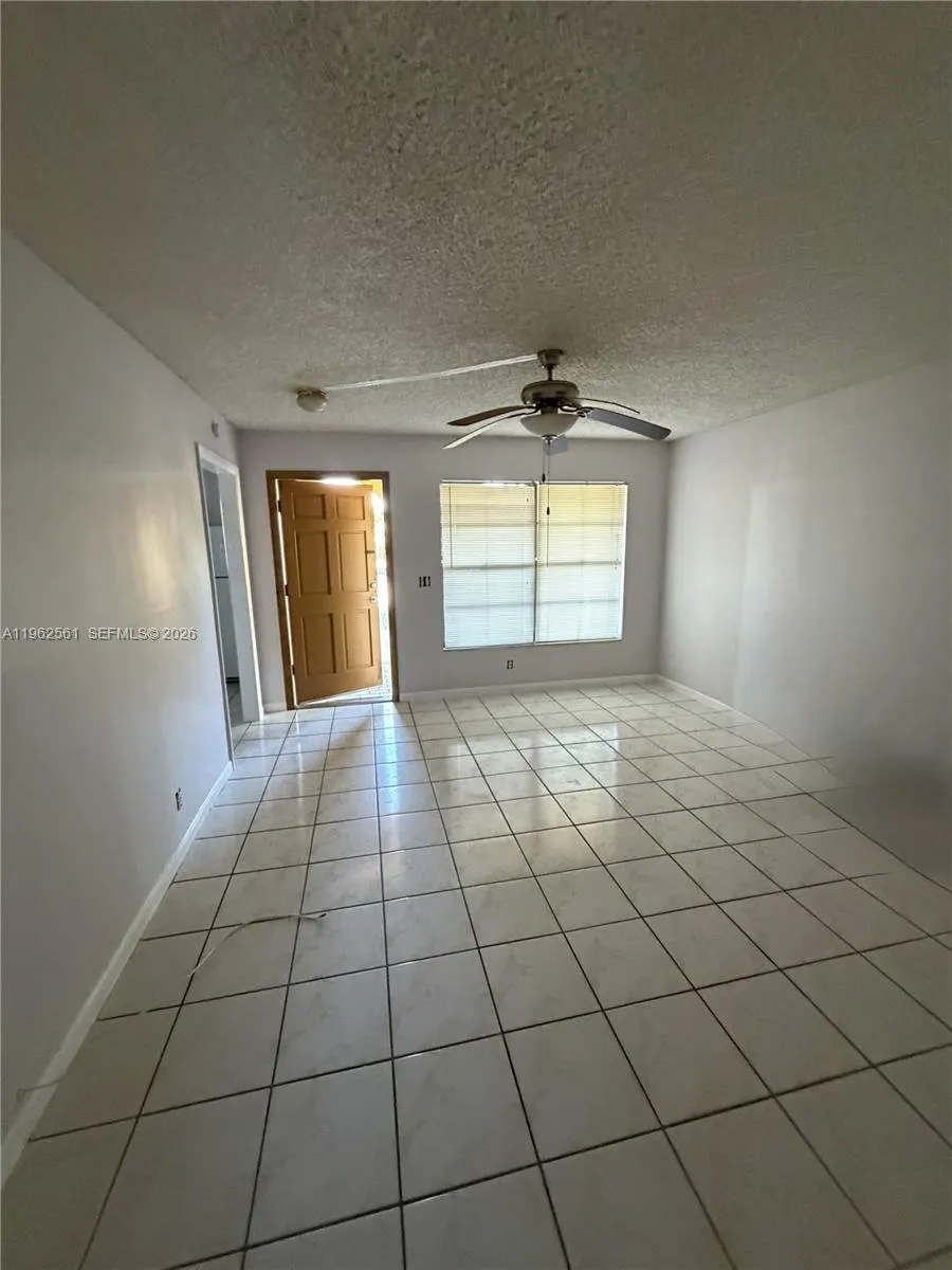 8936 Nw 21st St 7, Pembroke Pines, Florida 33024, Pembroke Pines, Florida 33024, 3 Bedrooms Bedrooms, ,2 BathroomsBathrooms,Residential Lease,For Rent,8936 Nw 21st St 7, Pembroke Pines, Florida 33024,A11962561