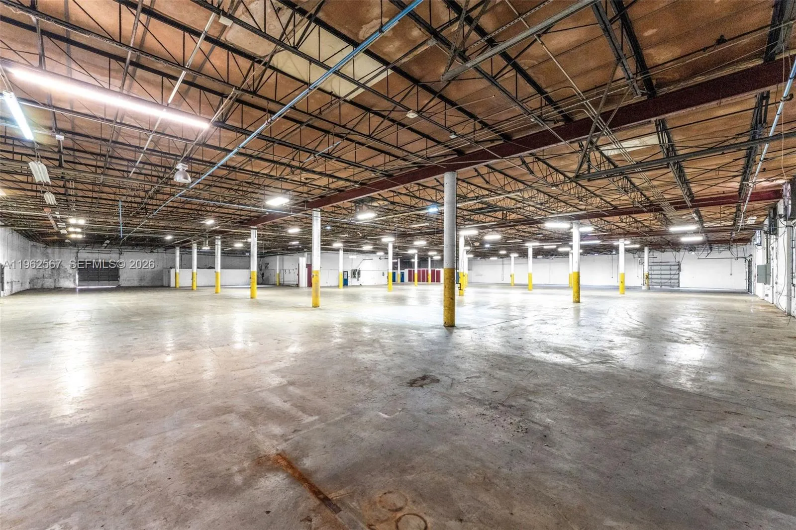 7620 W 2nd Ct, Hialeah, Florida 33014, Hialeah, Florida 33014, ,Commercial Lease,For Rent,7620 W 2nd Ct, Hialeah, Florida 33014,A11962567