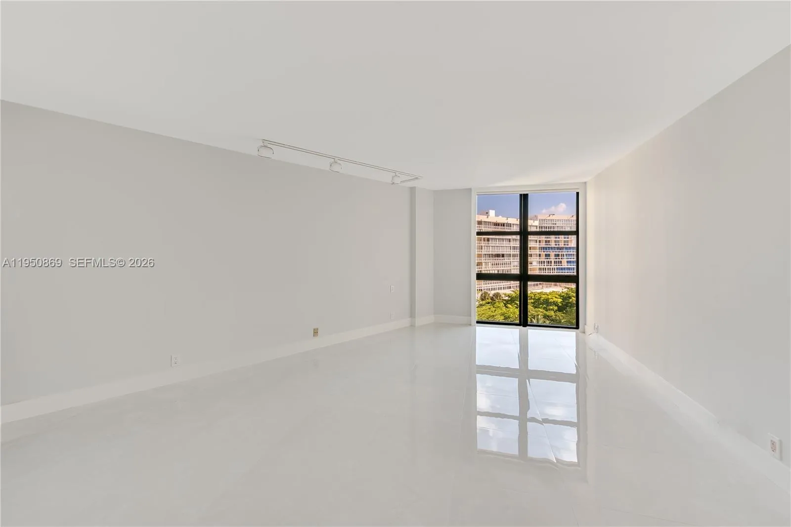 1121 Crandon Blvd F601, Key Biscayne, Florida 3314, Key Biscayne, Florida 33149, 3 Bedrooms Bedrooms, ,2 BathroomsBathrooms,Residential Lease,For Rent,1121 Crandon Blvd F601, Key Biscayne, Florida 3314,A11950869