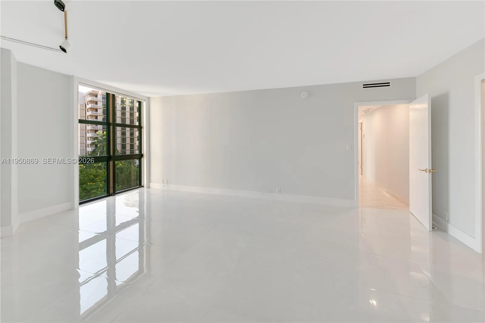 1121 Crandon Blvd F601, Key Biscayne, Florida 3314, Key Biscayne, Florida 33149, 3 Bedrooms Bedrooms, ,2 BathroomsBathrooms,Residential Lease,For Rent,1121 Crandon Blvd F601, Key Biscayne, Florida 3314,A11950869