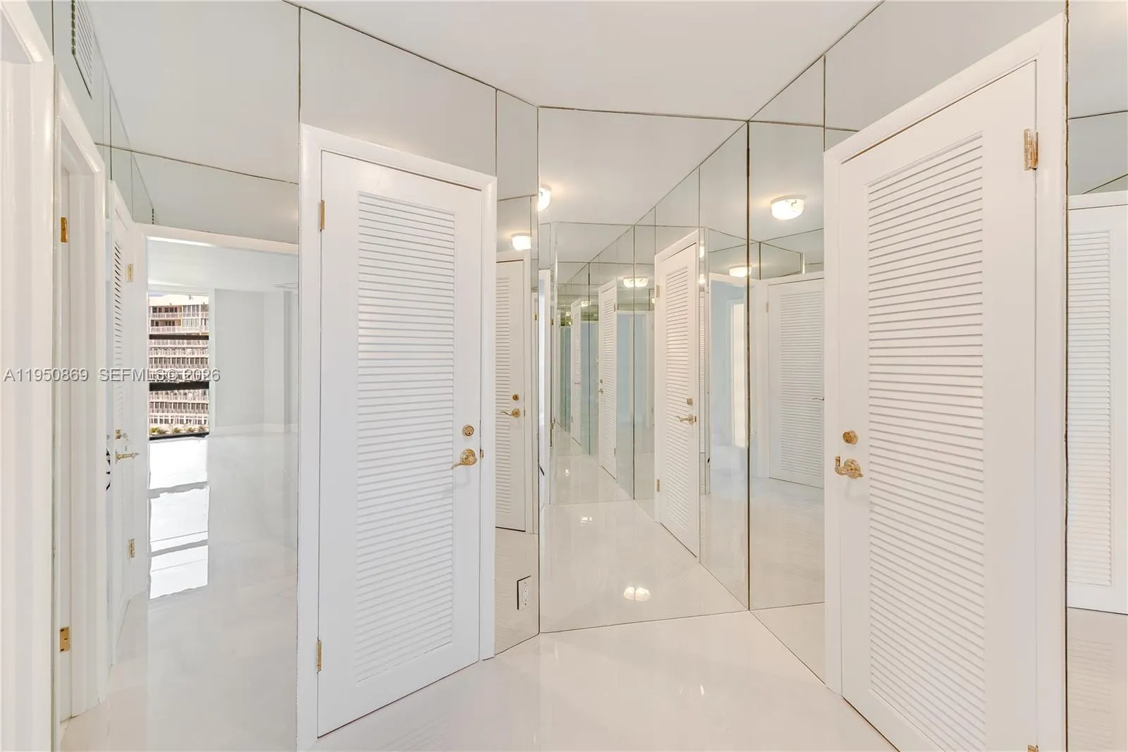 1121 Crandon Blvd F601, Key Biscayne, Florida 3314, Key Biscayne, Florida 33149, 3 Bedrooms Bedrooms, ,2 BathroomsBathrooms,Residential Lease,For Rent,1121 Crandon Blvd F601, Key Biscayne, Florida 3314,A11950869