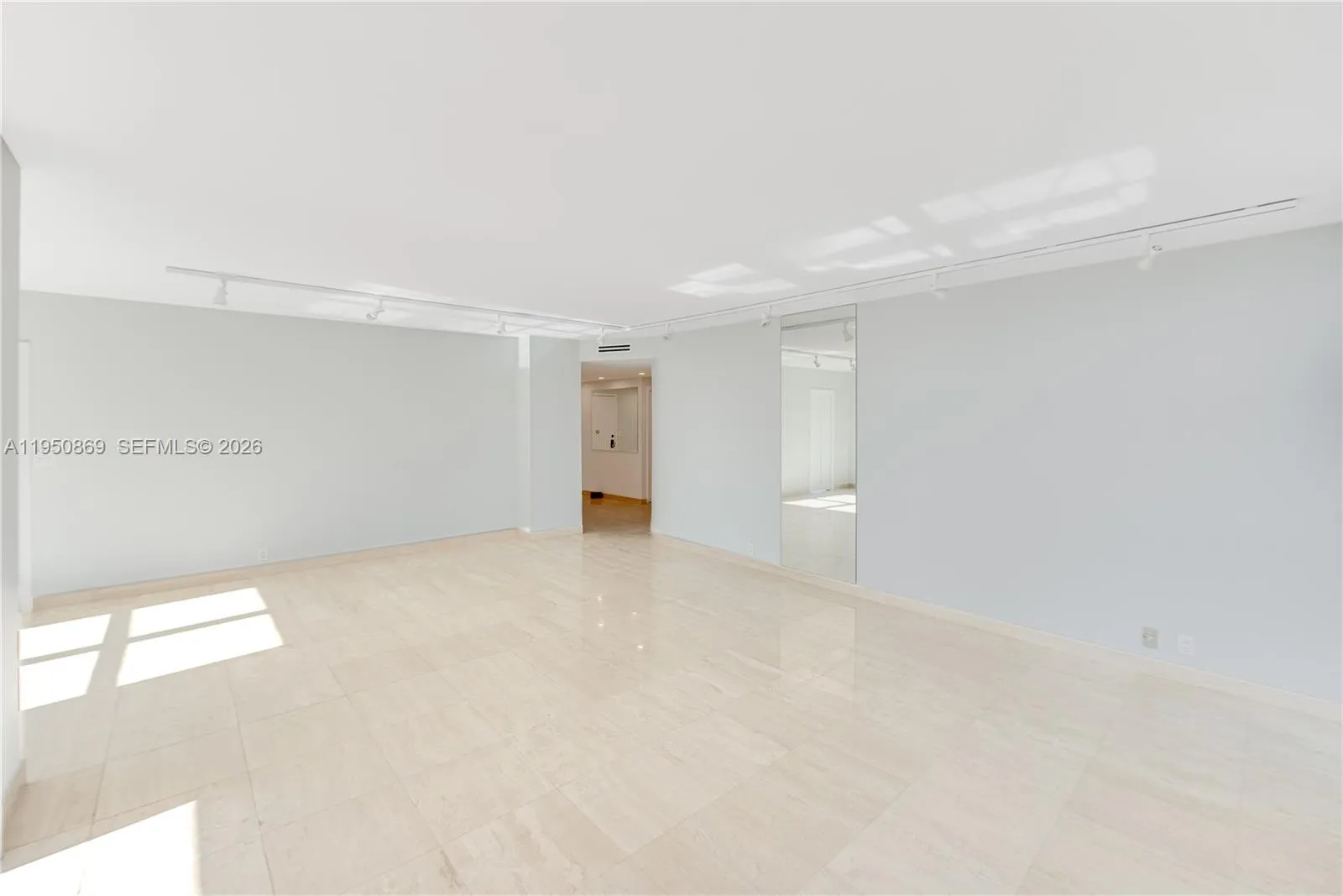 1121 Crandon Blvd F601, Key Biscayne, Florida 3314, Key Biscayne, Florida 33149, 3 Bedrooms Bedrooms, ,2 BathroomsBathrooms,Residential Lease,For Rent,1121 Crandon Blvd F601, Key Biscayne, Florida 3314,A11950869