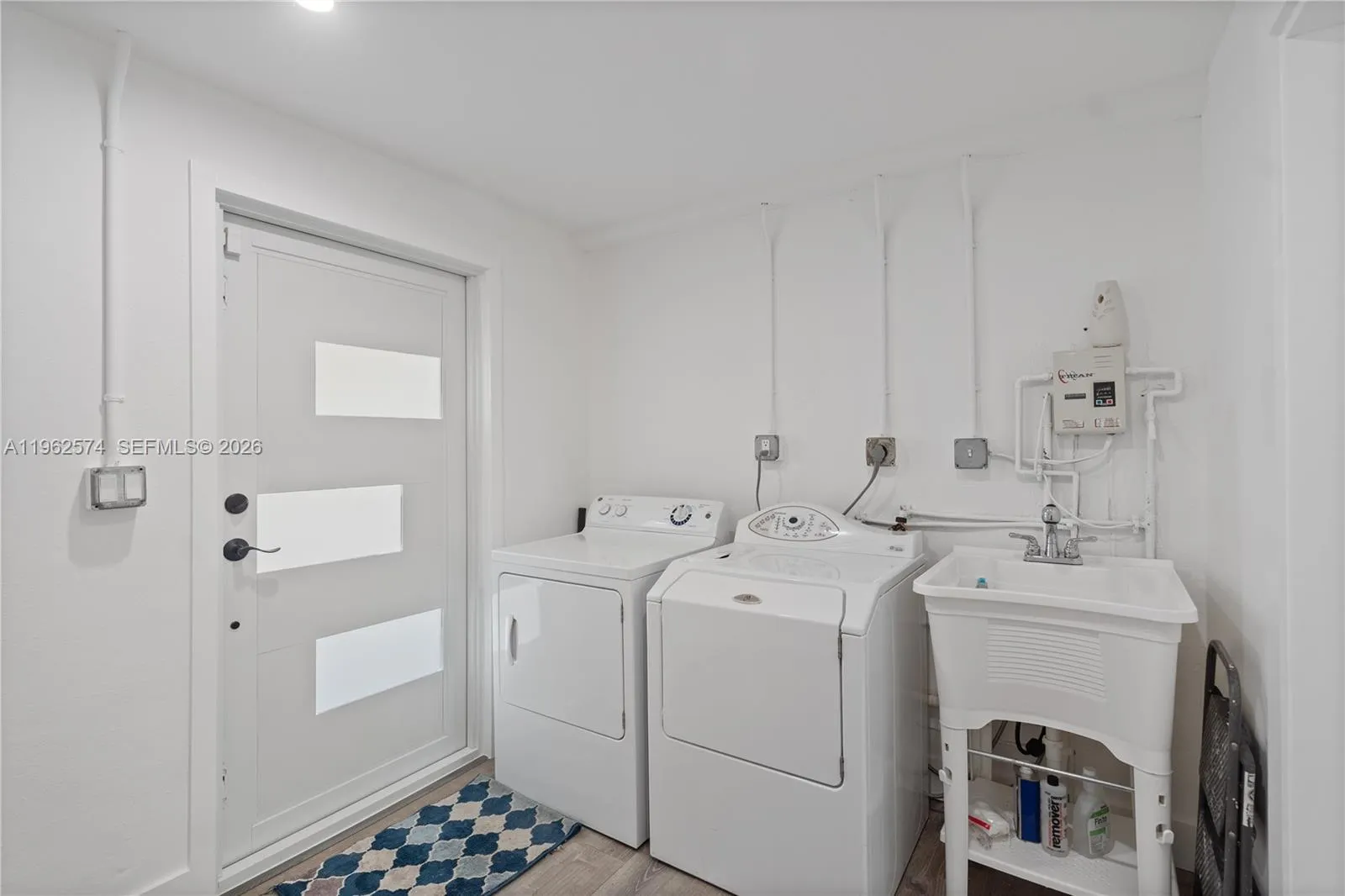 2441 Nw 181st Ter, Miami Gardens, Florida 33056, Miami Gardens, Florida 33056, 4 Bedrooms Bedrooms, ,1 BathroomBathrooms,Residential,For Sale,2441 Nw 181st Ter, Miami Gardens, Florida 33056,A11962574