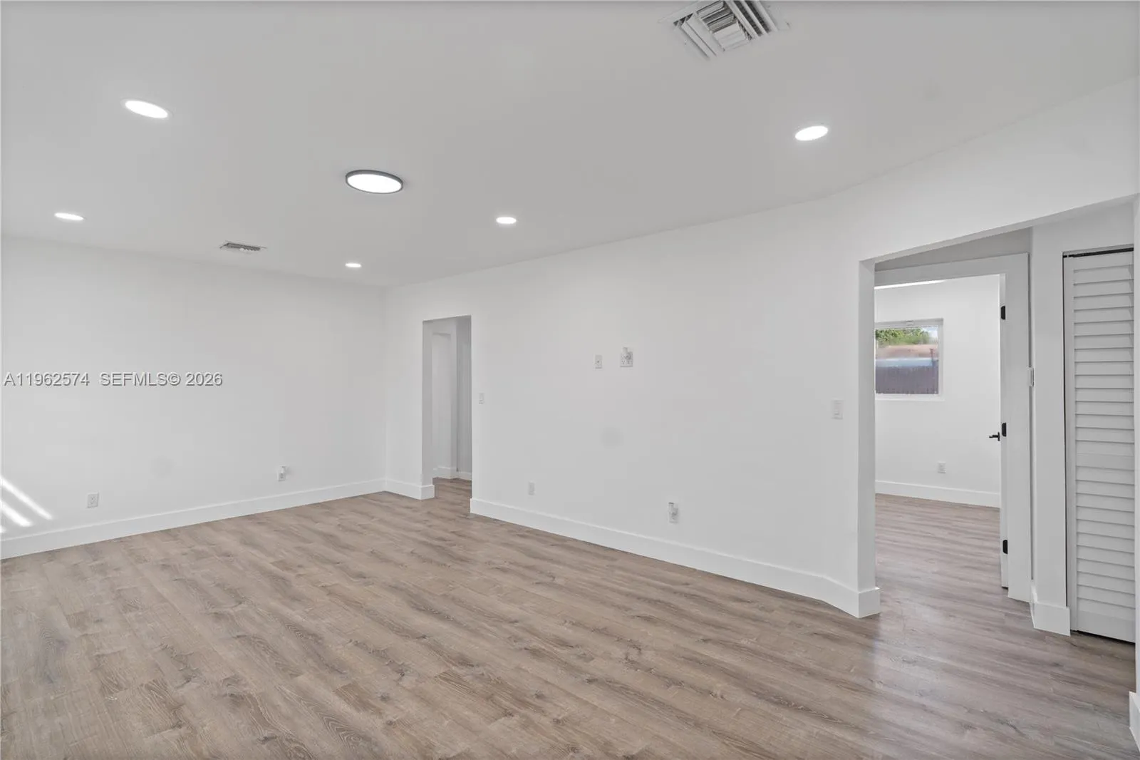 2441 Nw 181st Ter, Miami Gardens, Florida 33056, Miami Gardens, Florida 33056, 4 Bedrooms Bedrooms, ,1 BathroomBathrooms,Residential,For Sale,2441 Nw 181st Ter, Miami Gardens, Florida 33056,A11962574