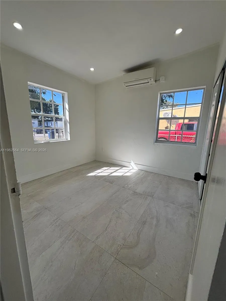 1821 Nw 74th St, Miami, Florida 33147, Miami, Florida 33147, ,Residential Income,For Sale,1821 Nw 74th St, Miami, Florida 33147,A11962564