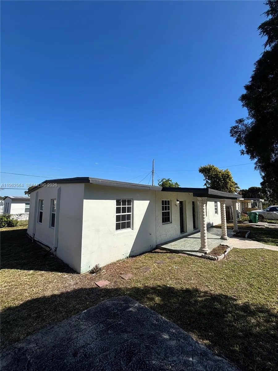1821 Nw 74th St, Miami, Florida 33147, Miami, Florida 33147, ,Residential Income,For Sale,1821 Nw 74th St, Miami, Florida 33147,A11962564