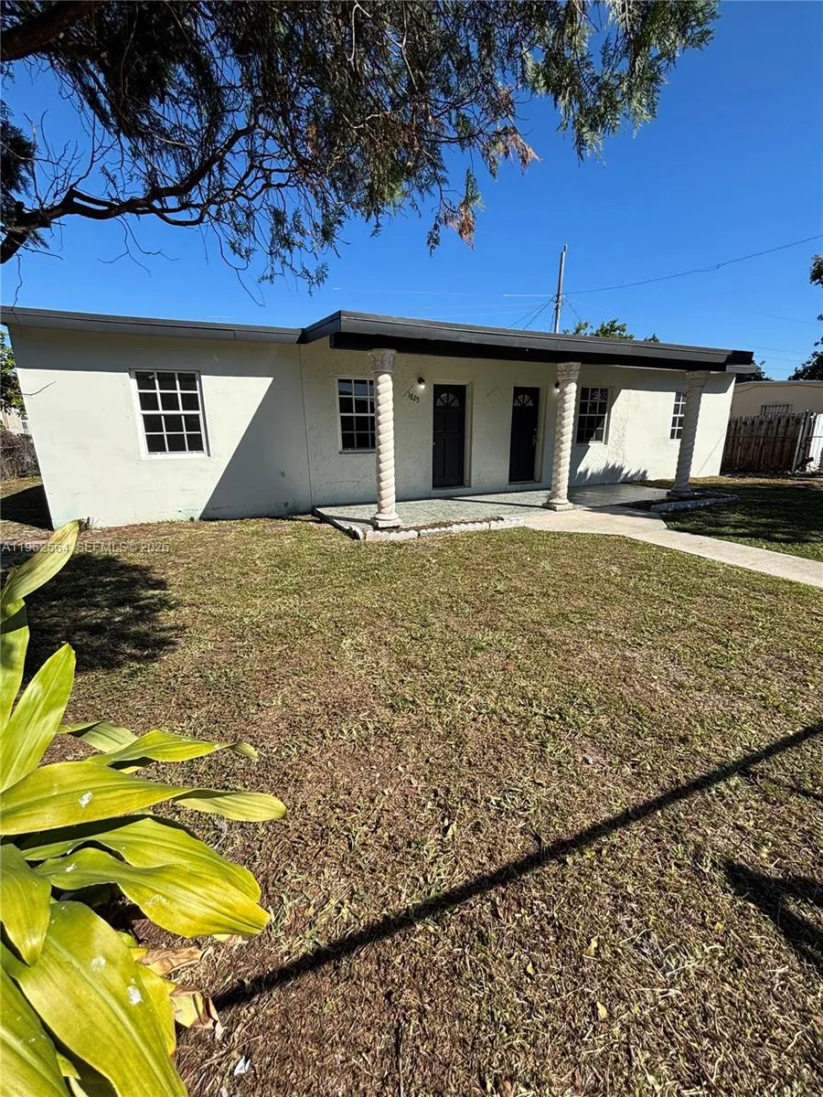 1821 Nw 74th St, Miami, Florida 33147, Miami, Florida 33147, ,Residential Income,For Sale,1821 Nw 74th St, Miami, Florida 33147,A11962564