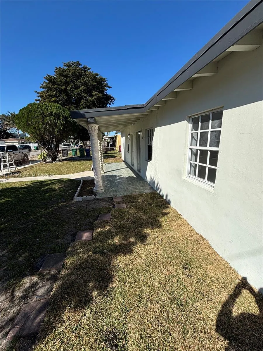 1821 Nw 74th St, Miami, Florida 33147, Miami, Florida 33147, ,Residential Income,For Sale,1821 Nw 74th St, Miami, Florida 33147,A11962564