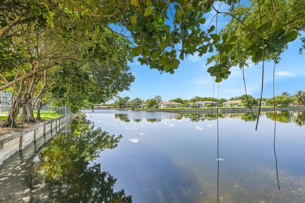 9100 Lime Bay Blvd 111, Tamarac, Florida 33321, Tamarac, Florida 33321, 2 Bedrooms Bedrooms, ,2 BathroomsBathrooms,Residential,For Sale,9100 Lime Bay Blvd 111, Tamarac, Florida 33321,A11961776