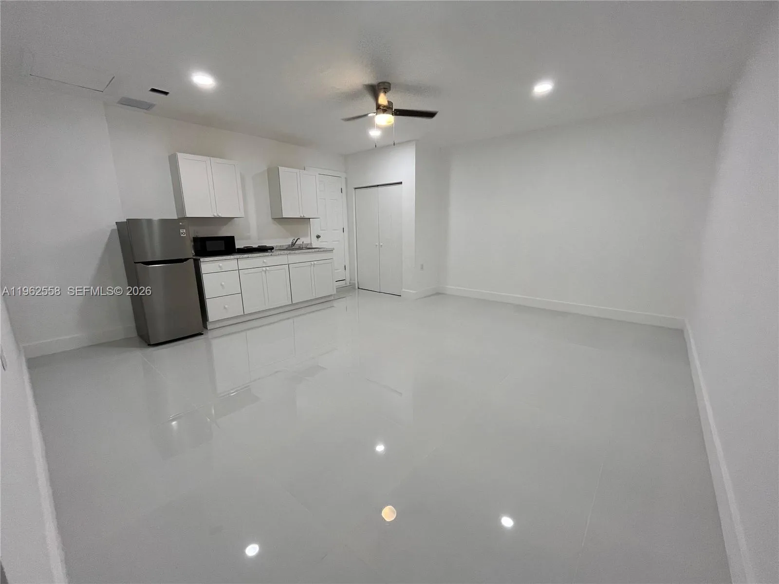 1063 Sw 142nd Ave A, Miami, Florida 33184, Miami, Florida 33184, 1 Bedroom Bedrooms, ,1 BathroomBathrooms,Residential Lease,For Rent,1063 Sw 142nd Ave A, Miami, Florida 33184,A11962558