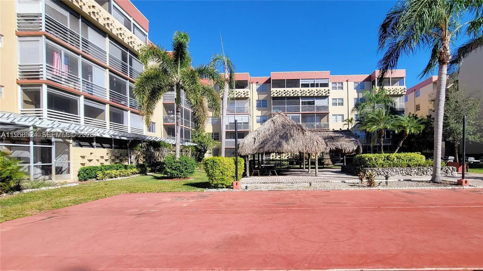 406 Nw 68th Ave 304, Plantation, Florida 33317, Plantation, Florida 33317, 2 Bedrooms Bedrooms, ,2 BathroomsBathrooms,Residential,For Sale,406 Nw 68th Ave 304, Plantation, Florida 33317,A11958524