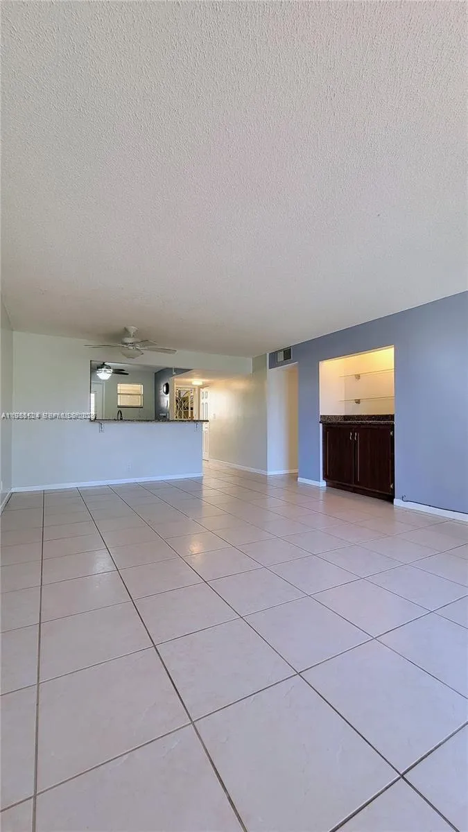 406 Nw 68th Ave 304, Plantation, Florida 33317, Plantation, Florida 33317, 2 Bedrooms Bedrooms, ,2 BathroomsBathrooms,Residential,For Sale,406 Nw 68th Ave 304, Plantation, Florida 33317,A11958524